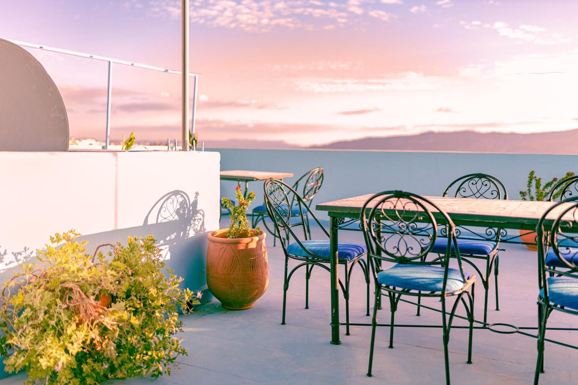 Casa Voyager 'Secret Garden Terrace' Lägenhet Chefchaouen Exteriör bild
