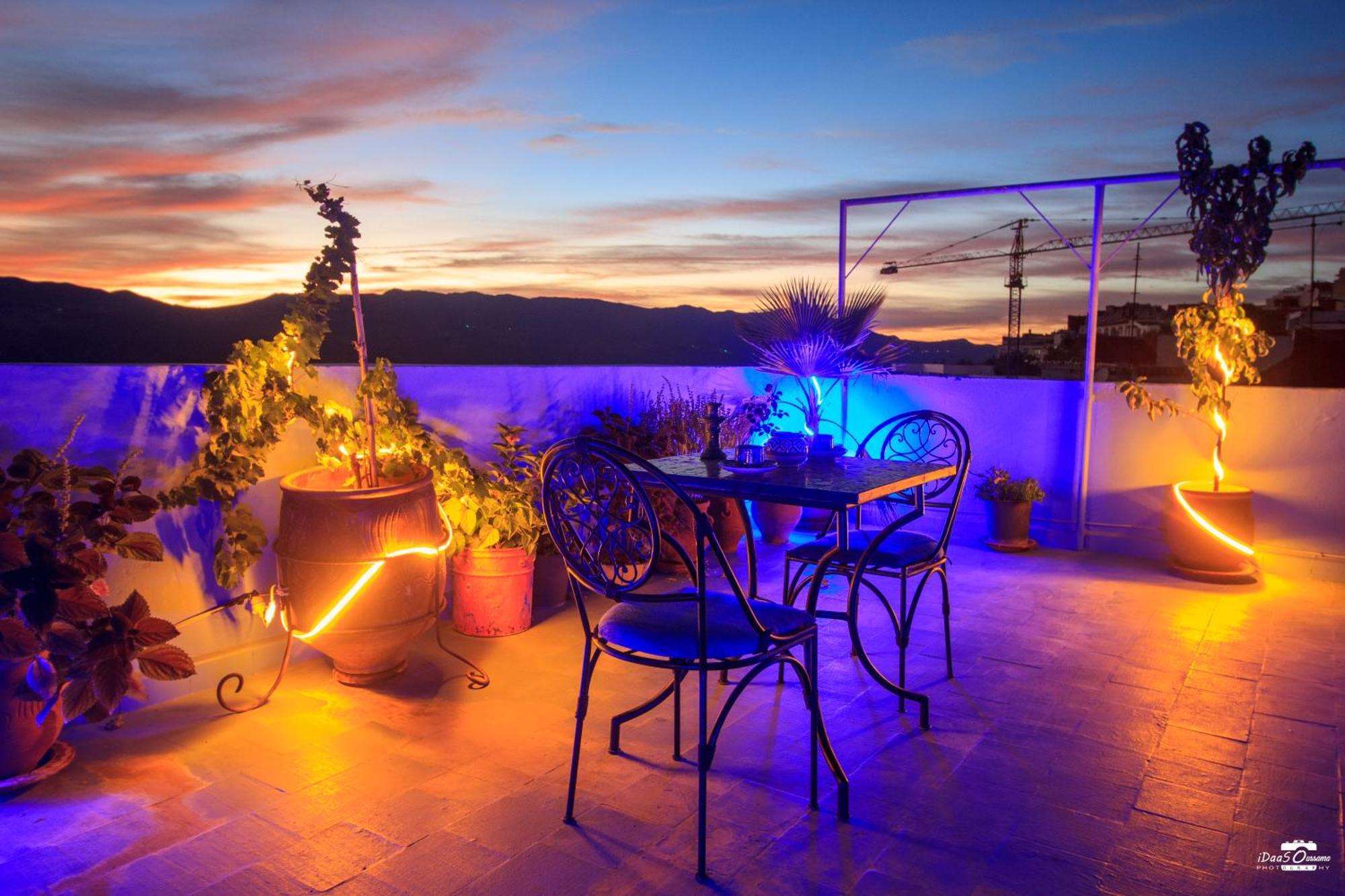 Casa Voyager 'Secret Garden Terrace' Lägenhet Chefchaouen Exteriör bild
