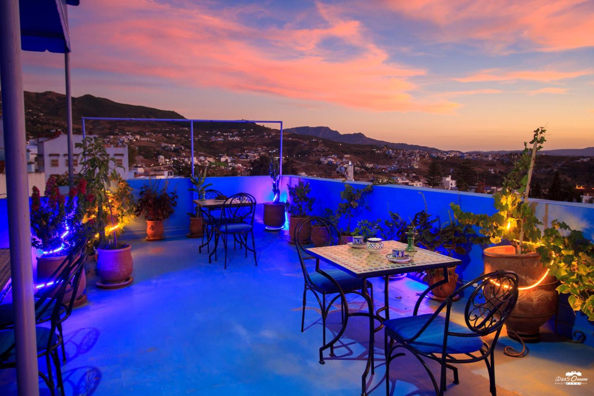 Casa Voyager 'Secret Garden Terrace' Lägenhet Chefchaouen Exteriör bild